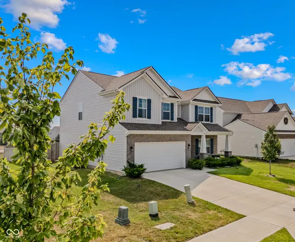 3983 Winston, Columbus, IN 47201