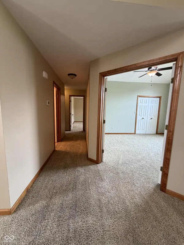 4694 29th ST, Columbus, IN 47203