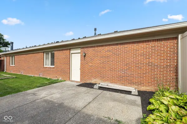 8616 Cricket Tree LN, Indianapolis, IN 46260