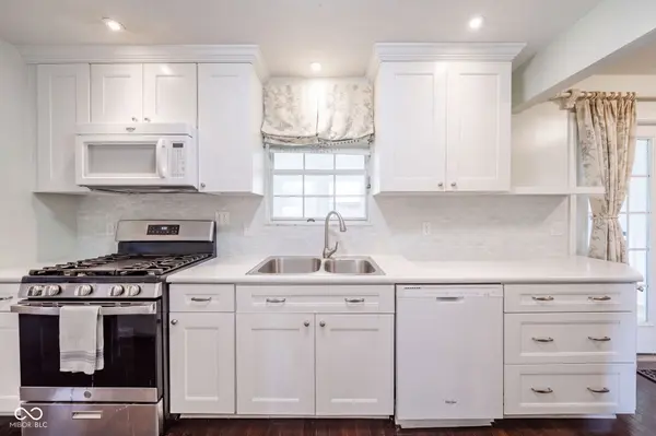 908 Whispering TRL, Greenfield, IN 46140