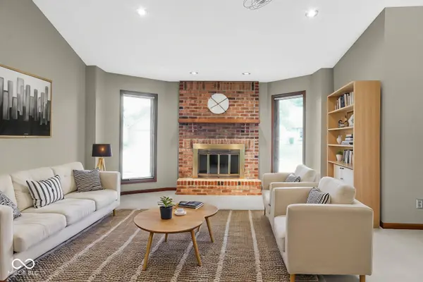 943 Johnathan, Plainfield, IN 46168