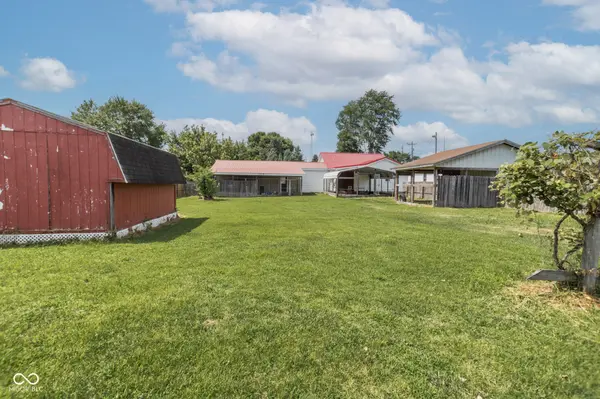 19 Hicks ST, North Vernon, IN 47265