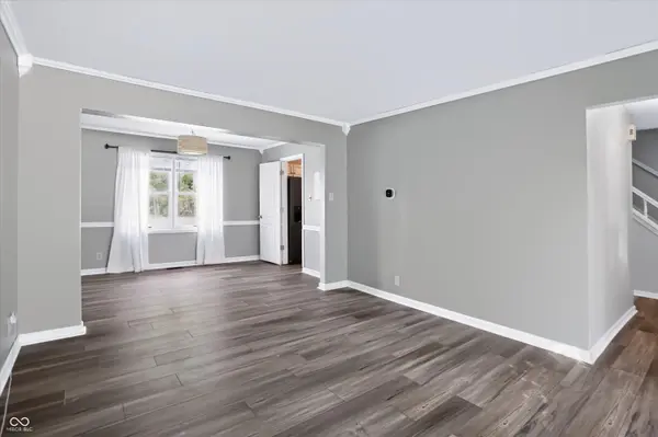 60 Waterford CT, Zionsville, IN 46077