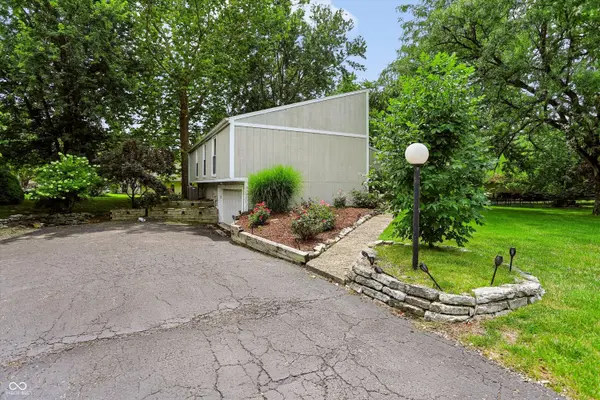 5830 Elderberry RD, Noblesville, IN 46062