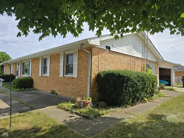 8925 Walnut ST, Taylorsville, IN 47280