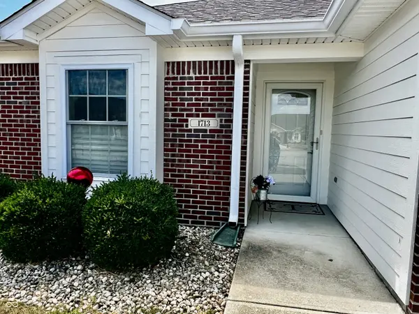 1713 Senior CT, Shelbyville, IN 46176