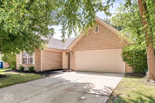 7155 Woodgate DR, Fishers, IN 46038