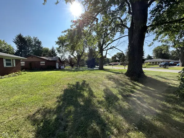 6350 W Apache DR, Indianapolis, IN 46254
