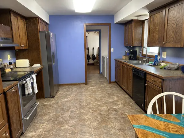 6350 W Apache DR, Indianapolis, IN 46254