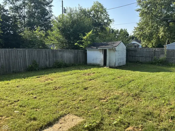 1915 E 15th ST, Muncie, IN 47302