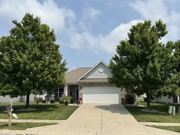 5866 Northlands TER, Plainfield, IN 46168