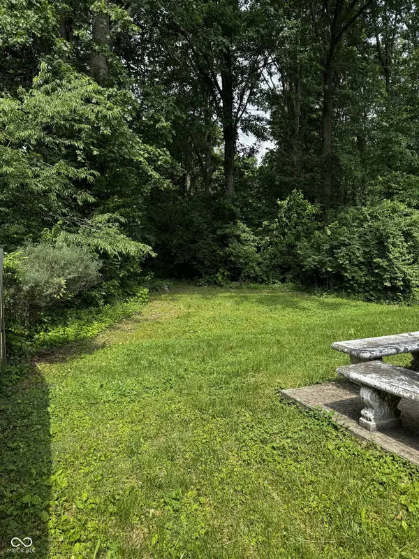 8446 Ligonier DR, Camby, IN 46113