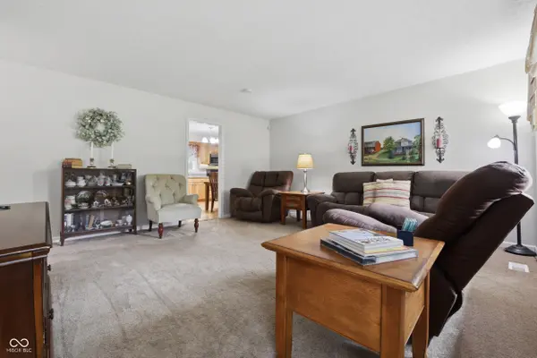 770 Maple LN, Westfield, IN 46074