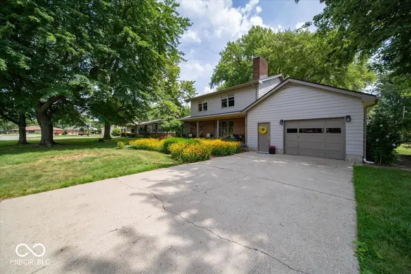 424 Lockerbie RD, Shelbyville, IN 46176