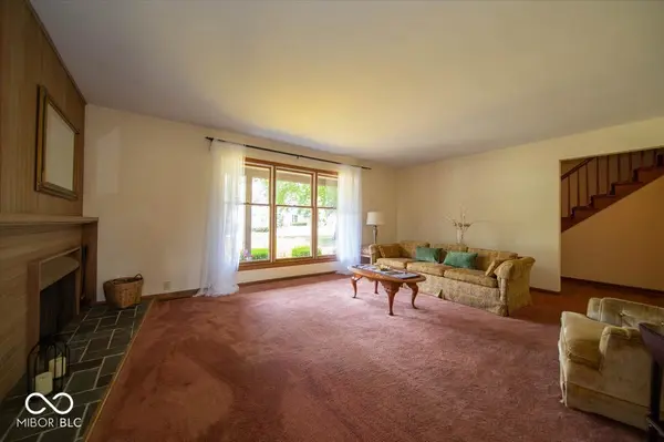 424 Lockerbie RD, Shelbyville, IN 46176