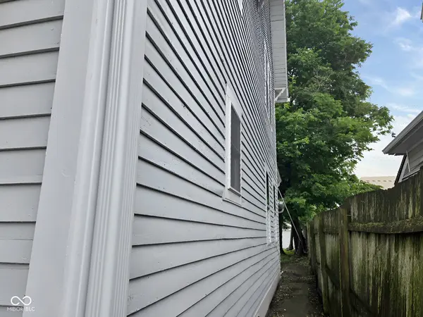 2146 Singleton ST, Indianapolis, IN 46203
