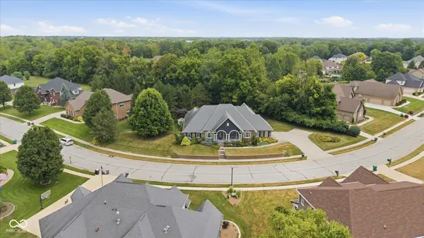 677 Foxboro DR, Avon, IN 46123