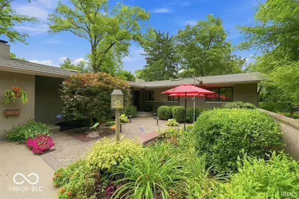 411 N Wildwood LN, Muncie, IN 47304