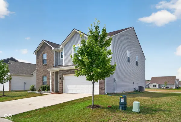 10106 Falls Canyon LN, Indianapolis, IN 46229
