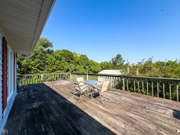 544 Park LN, Nashville, IN 47448