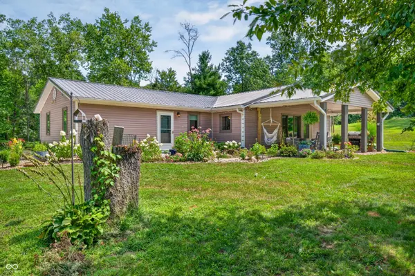 7351 Homestead RD, Morgantown, IN 46160
