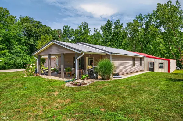 7351 Homestead RD, Morgantown, IN 46160