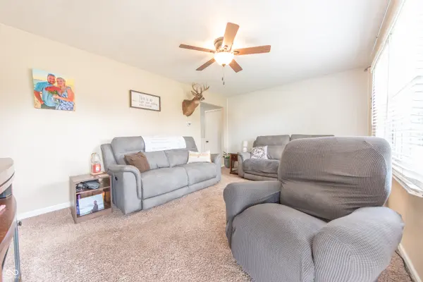 2520 Farmstead DR, Columbus, IN 47201