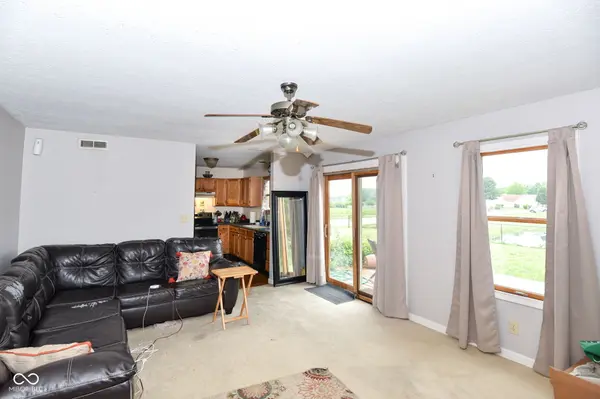 7901 Oakdale LN, Indianapolis, IN 46214