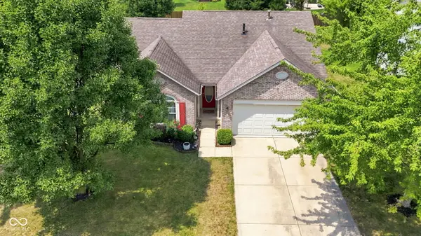 14058 Meadow Lake DR, Fishers, IN 46038