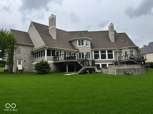 4509 Austin Oaks CT, Zionsville, IN 46077