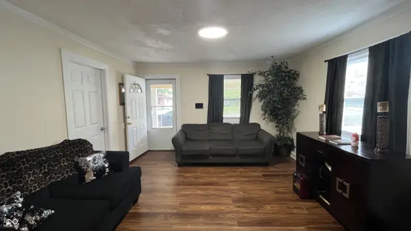 1154 Bacon ST, Indianapolis, IN 46227