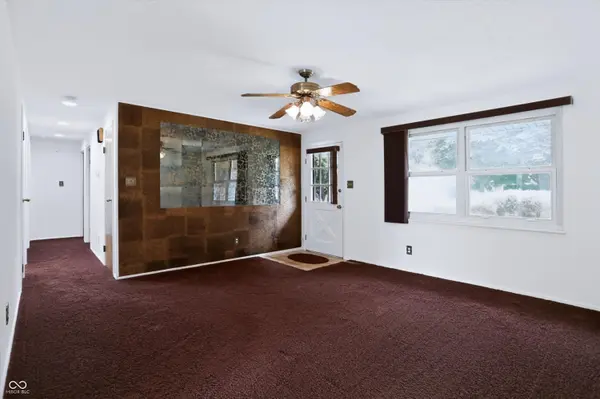 10301 Nassau LN, Indianapolis, IN 46229