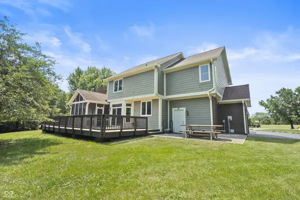 8627 Bay Pointe CIR, Indianapolis, IN 46236