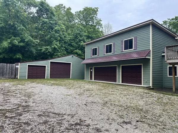 1747 E Tall Oaks LN, Greencastle, IN 46135