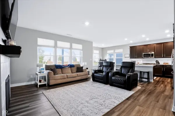 20094 Willenhall WAY, Westfield, IN 46074