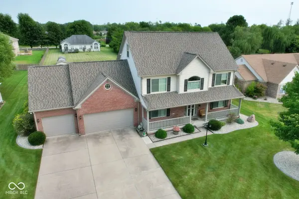 4009 S Loganberry CT, New Palestine, IN 46163