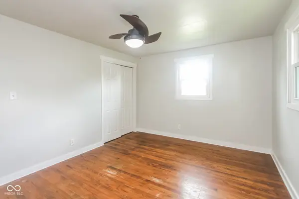 1219 Franklin ST, Taylorsville, IN 47280