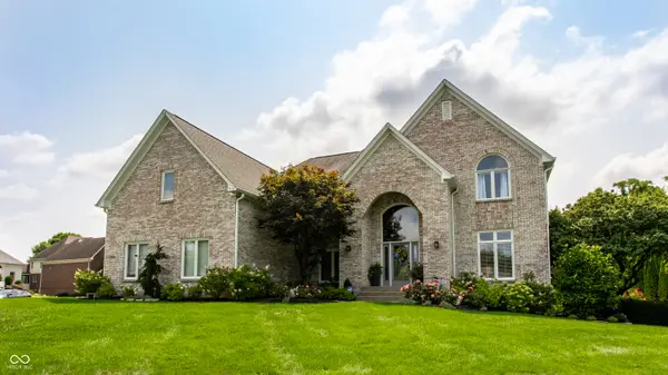 8989 Bay Breeze LN, Indianapolis, IN 46236