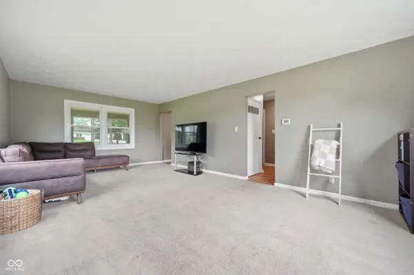 2716 S Meridian RD, Greenfield, IN 46140