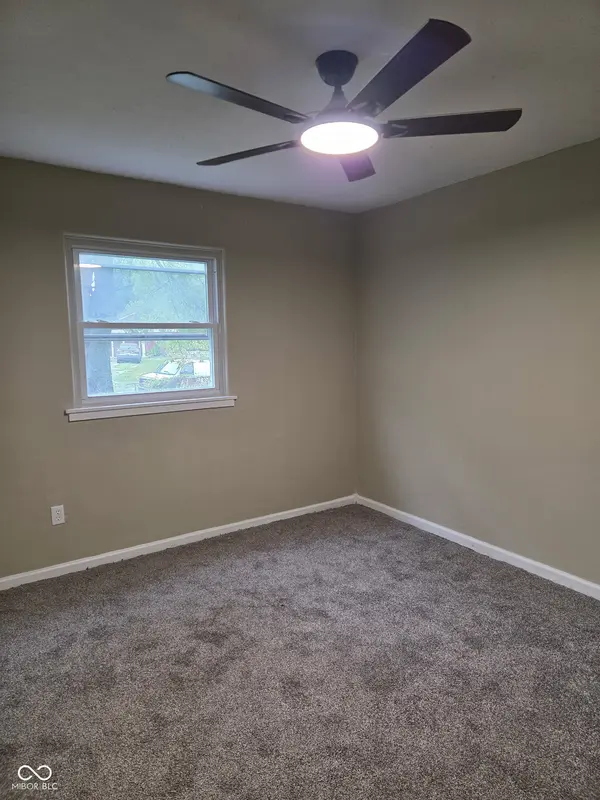 6174 Raleigh DR, Indianapolis, IN 46219