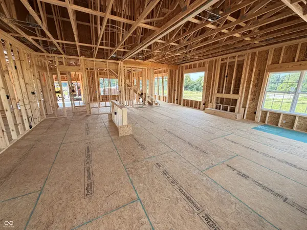 2 Pine Hills CT, Crawfordsville, IN 47933