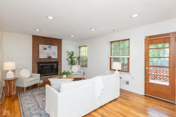 6328 E 52nd PL, Indianapolis, IN 46226