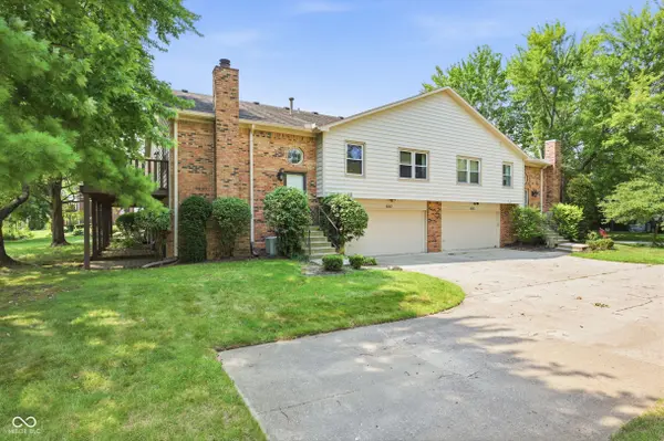 9267 Cinnebar DR, Indianapolis, IN 46268