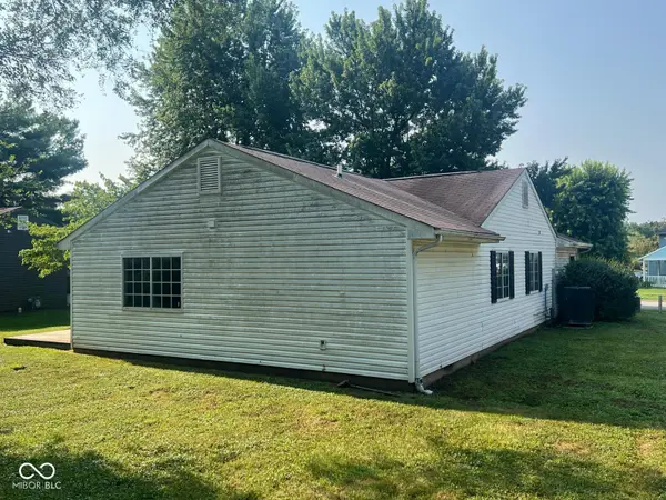 2208 Friendship DR, Indianapolis, IN 46217