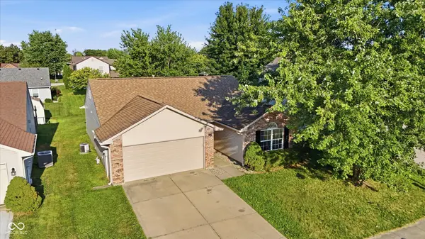 13083 N Sterling Commons, Fishers, IN 46038
