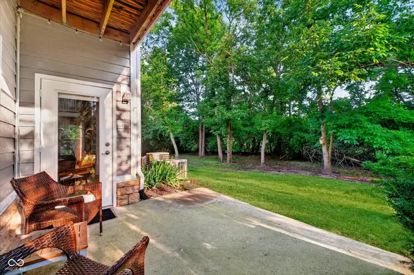 1216 Shadow Ridge RD, Carmel, IN 46280