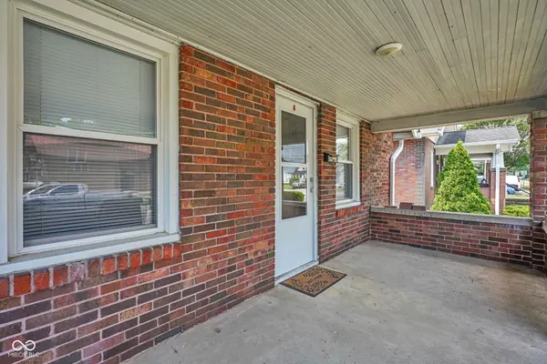 1825 8th ST, Columbus, IN 47201