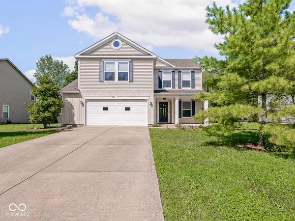 914 Indigo DR, Greenfield, IN 46140