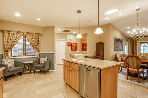 8058 Shoreridge TER, Indianapolis, IN 46236