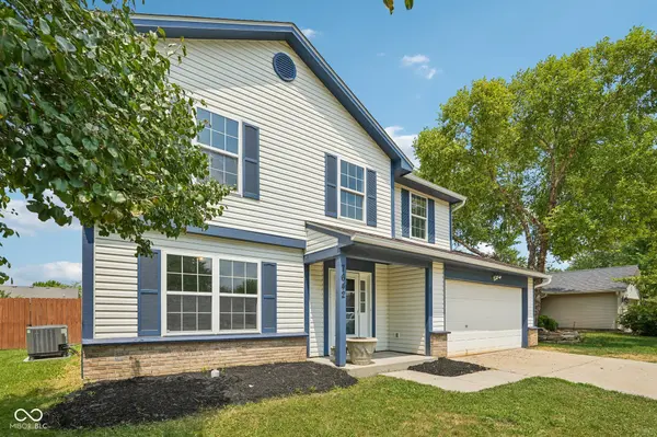 7642 Hidden Valley LN, Indianapolis, IN 46239